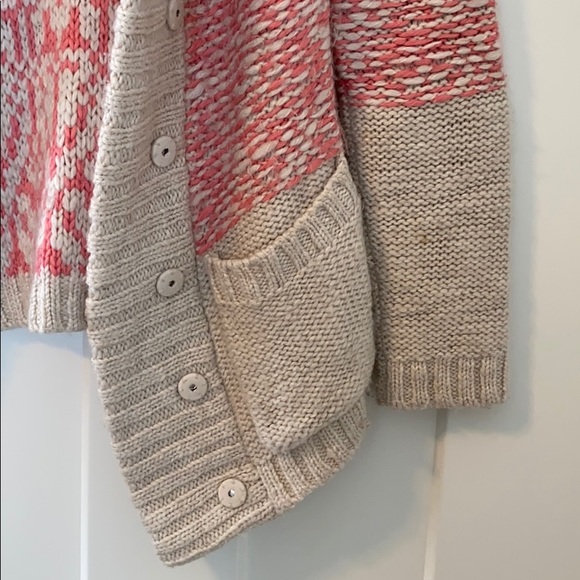 Gap Sweater/Cardigan - Picture 3 of 5